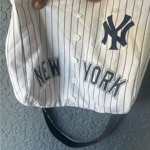 Genuine MLB Merchandise New York Yankees Pinstripe Jersey Purse